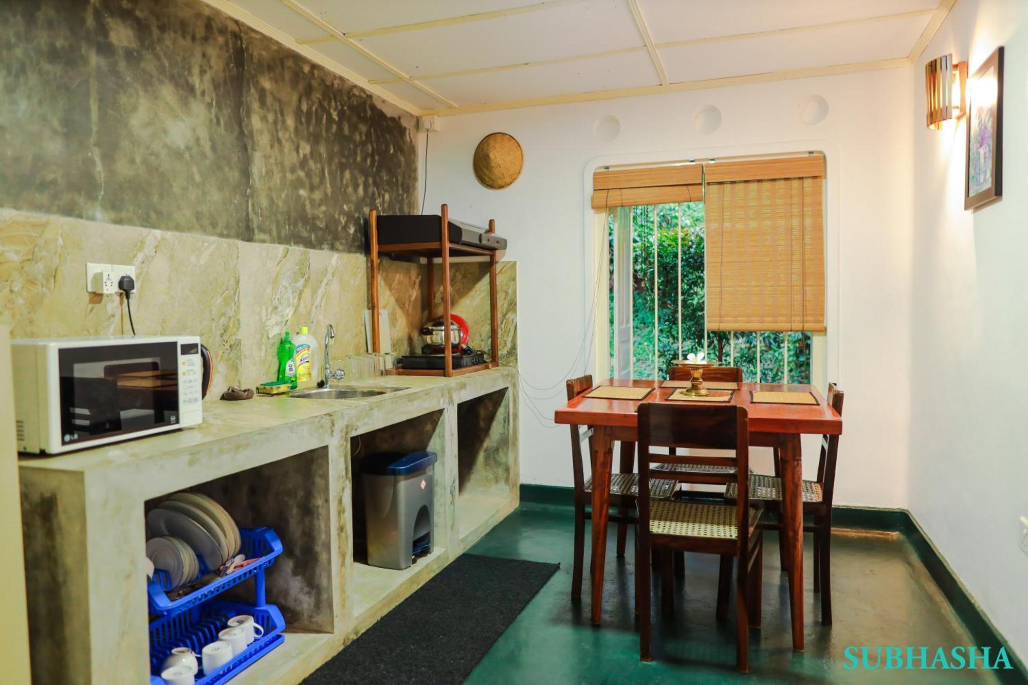 Subhasha Summer House بيت خشبي